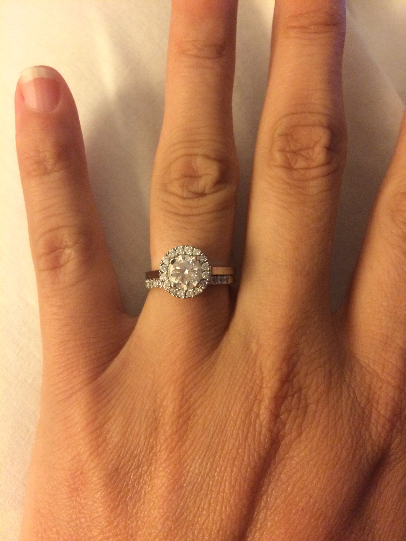 Post your thin (under 2mm) engagement rings!