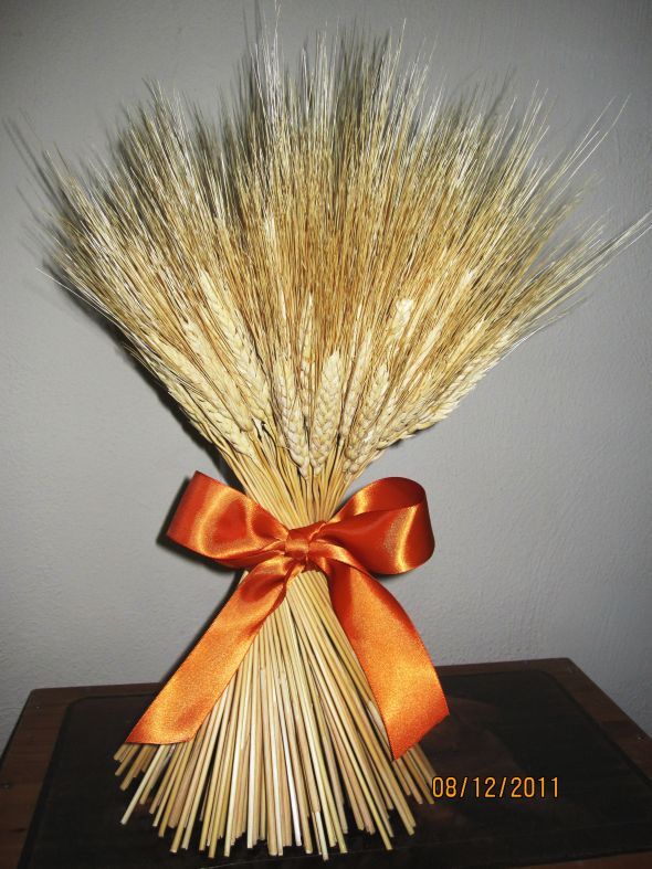 Wheat/grain centerpieces Weddingbee
