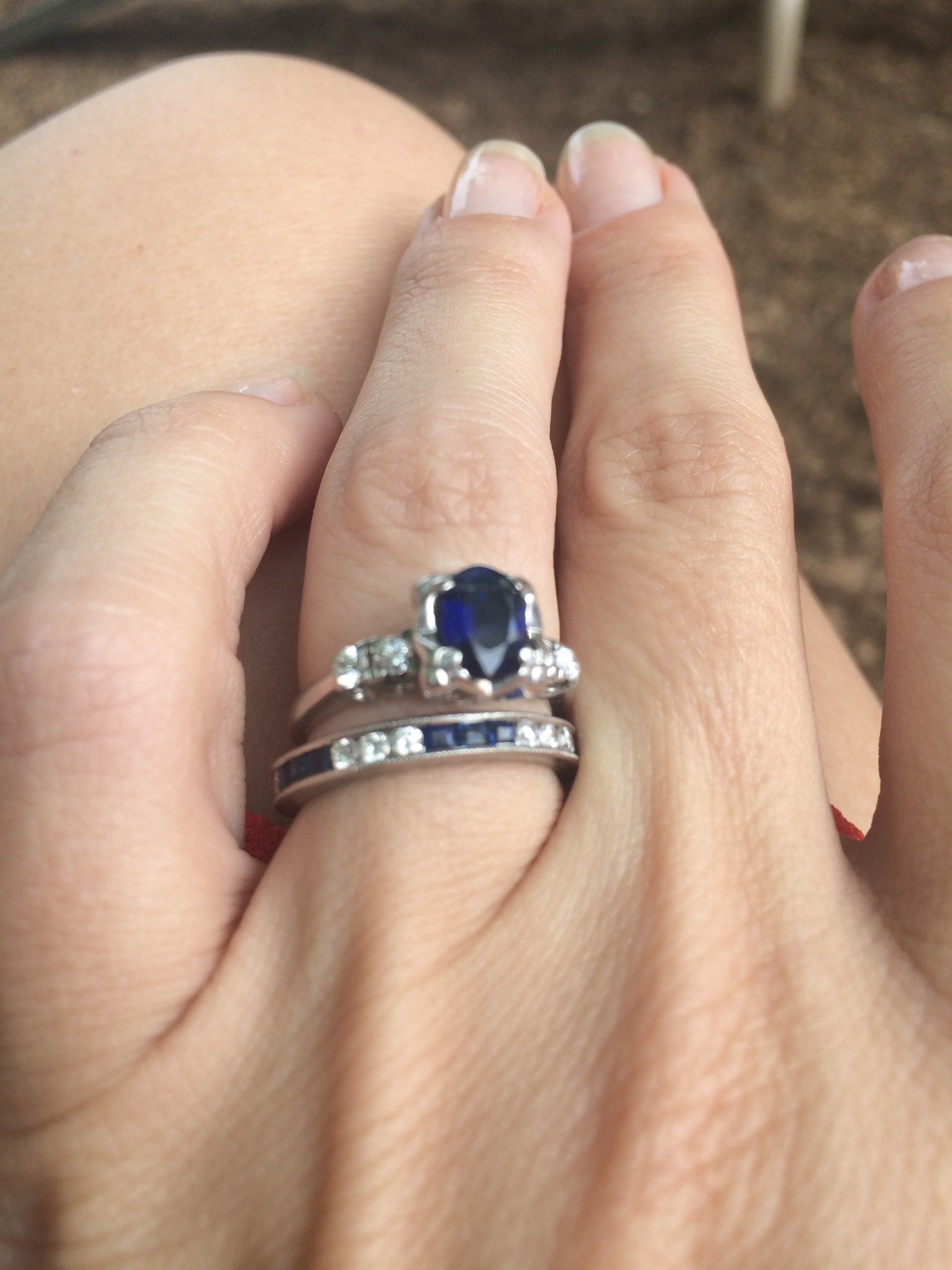 Wedding set with mixed metals does it work?