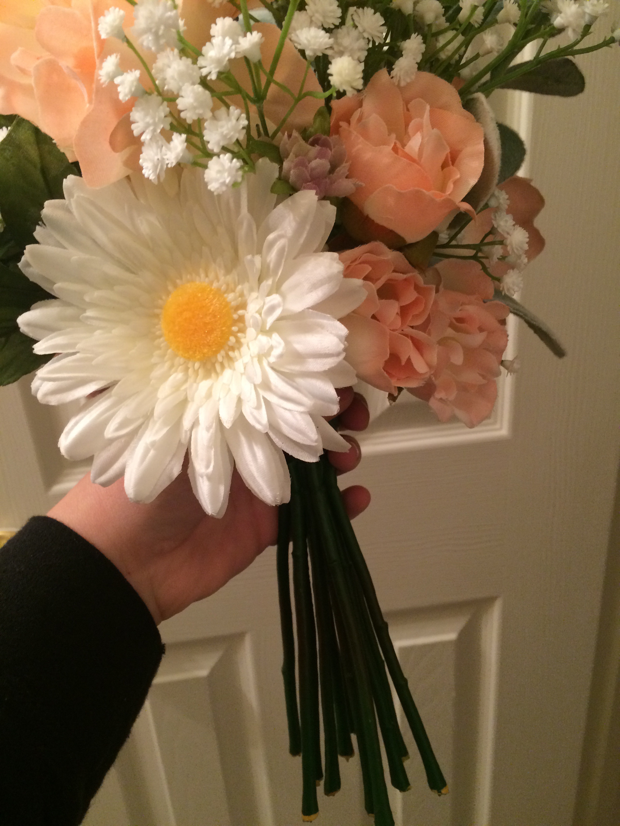 My Wilton's Fresh Look Bouquet Holder and flowers!