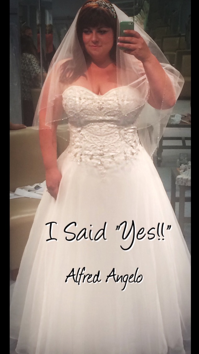 Plus sized ALFRED ANGELO brides!! Let's see your dresses!