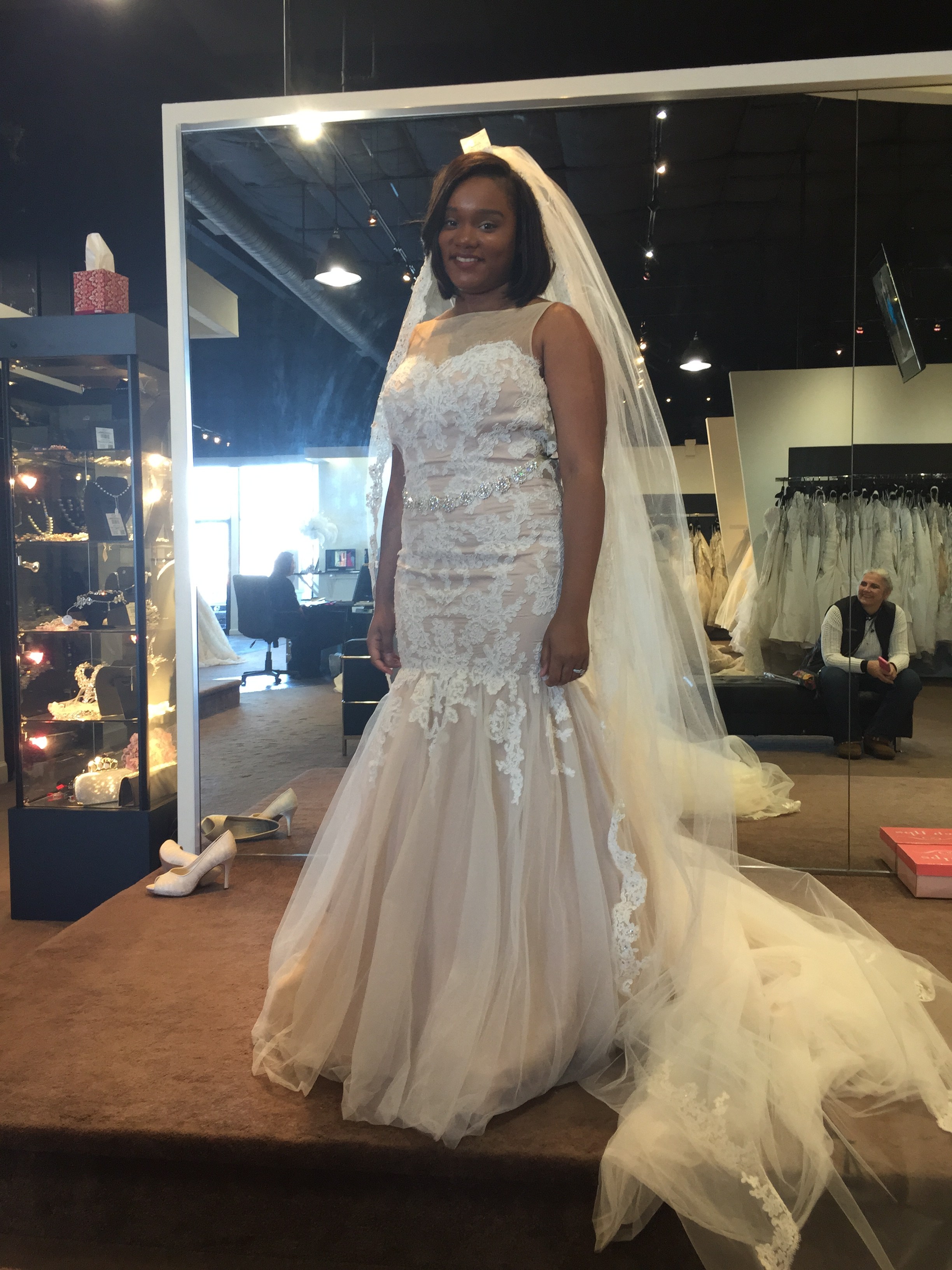 How much did your dress cost. Brand? Pics? Where do you live?