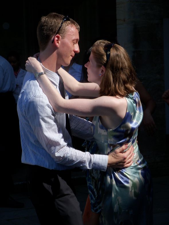 Are there couples with big height differences out there??