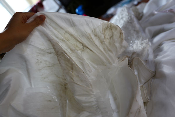 DIY How to Clean Your Wedding Dress Weddingbee