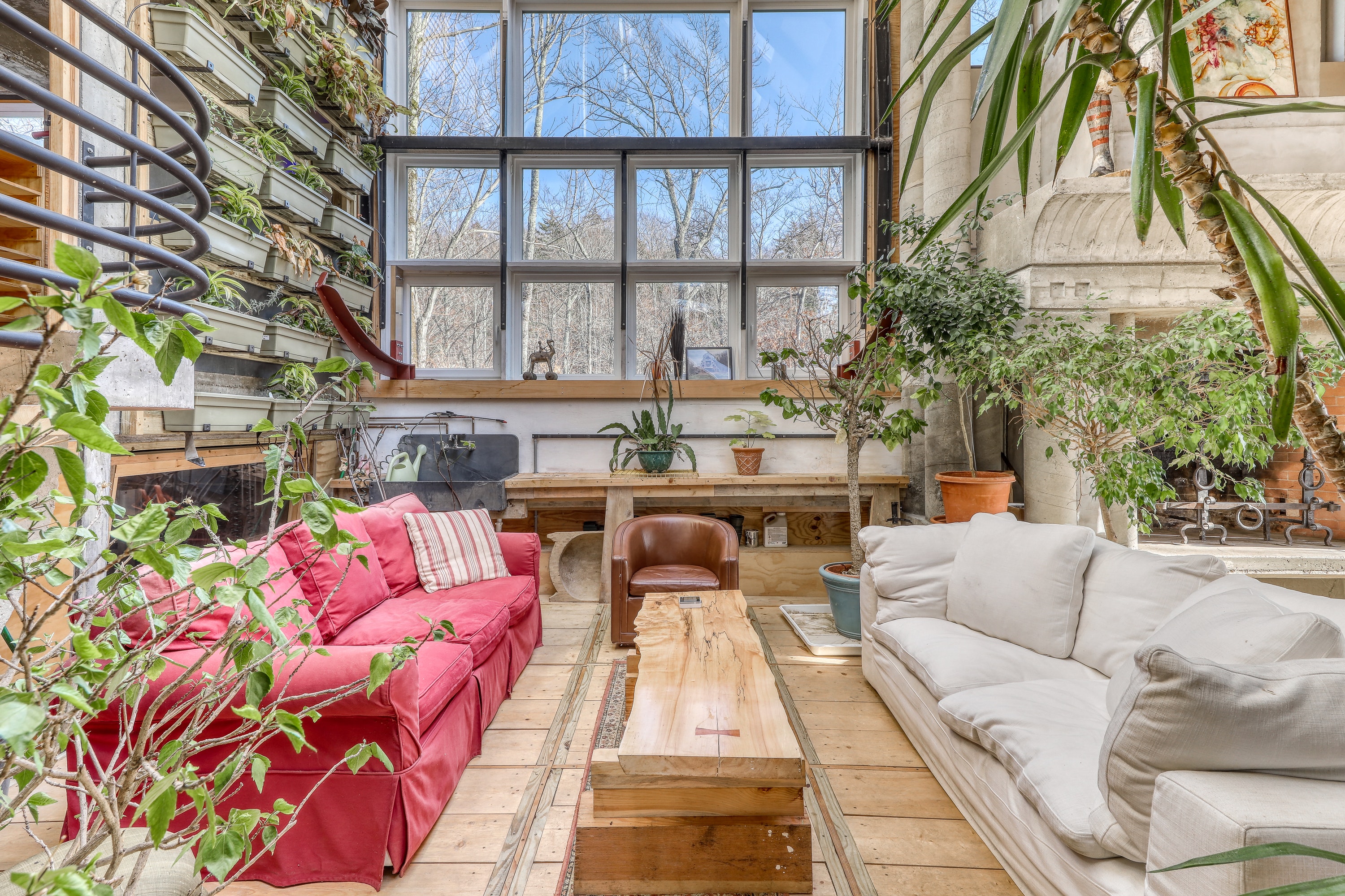 Five Vacation Rentals for PlantLoving Travelers Vacasa