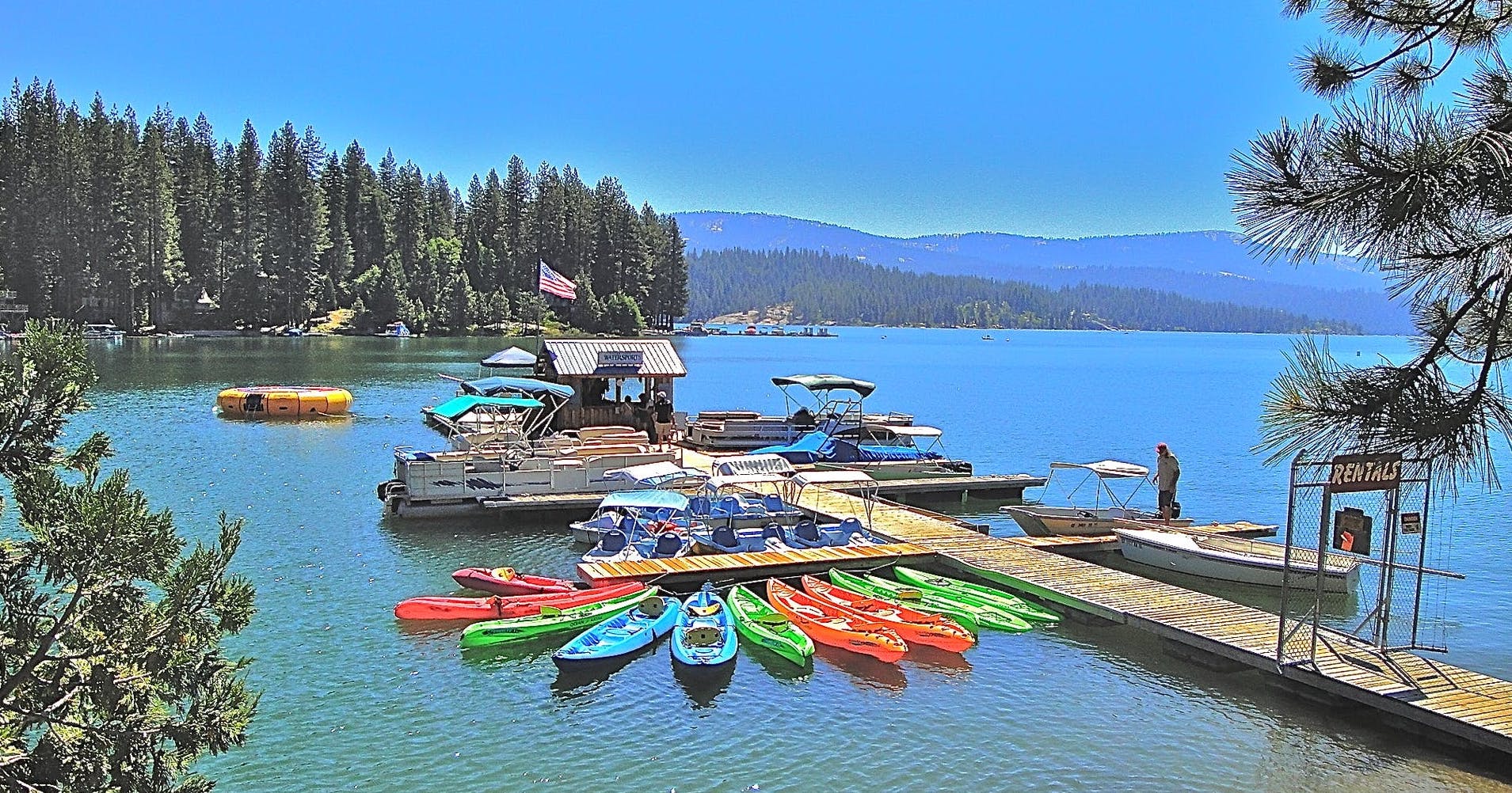 How to Buy a Lake House Buying a Lake House Tips Vacasa