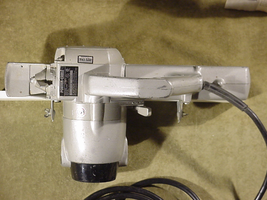 PORTER CABLE PORTAPLANE POWER PLANER mod 126 IN METAL CASE & extra new