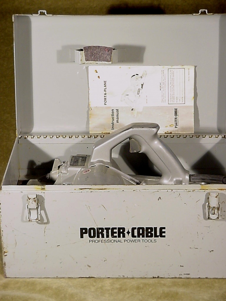 PORTER CABLE PORTAPLANE POWER PLANER mod 126 IN METAL CASE & extra new