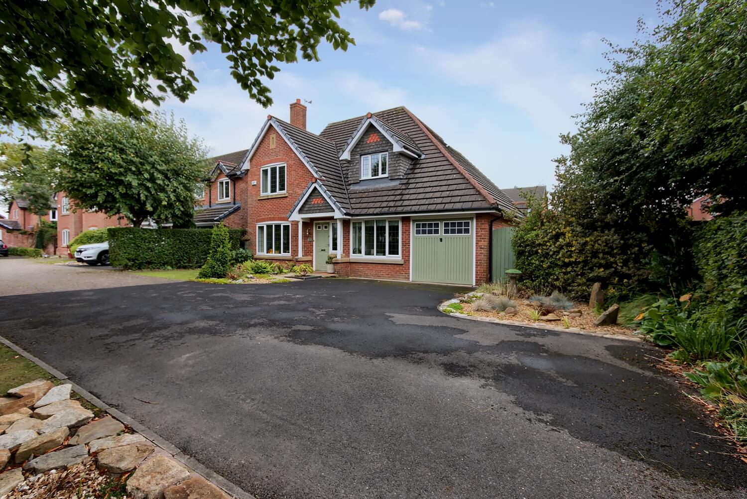 7 Pendle Drive 12View Property Marketing