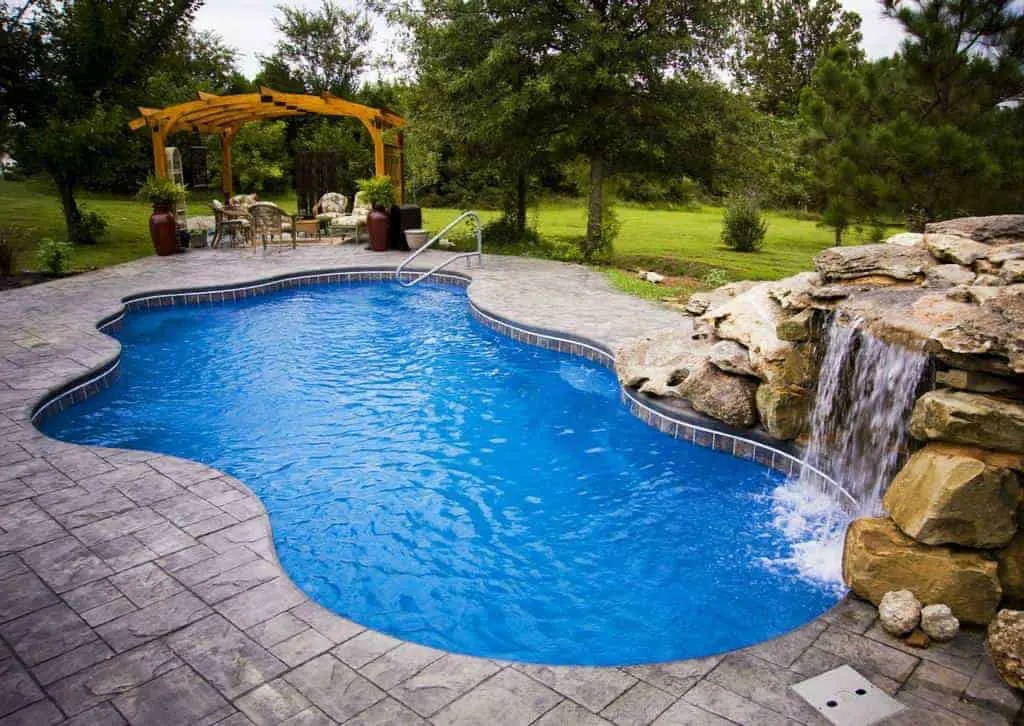 Salt Water Pool Benefits and Drawbacks 1001 Gardens