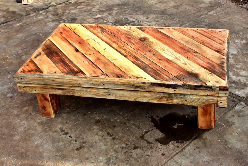 Pallet Rustic Coffee Table • 1001 Pallets