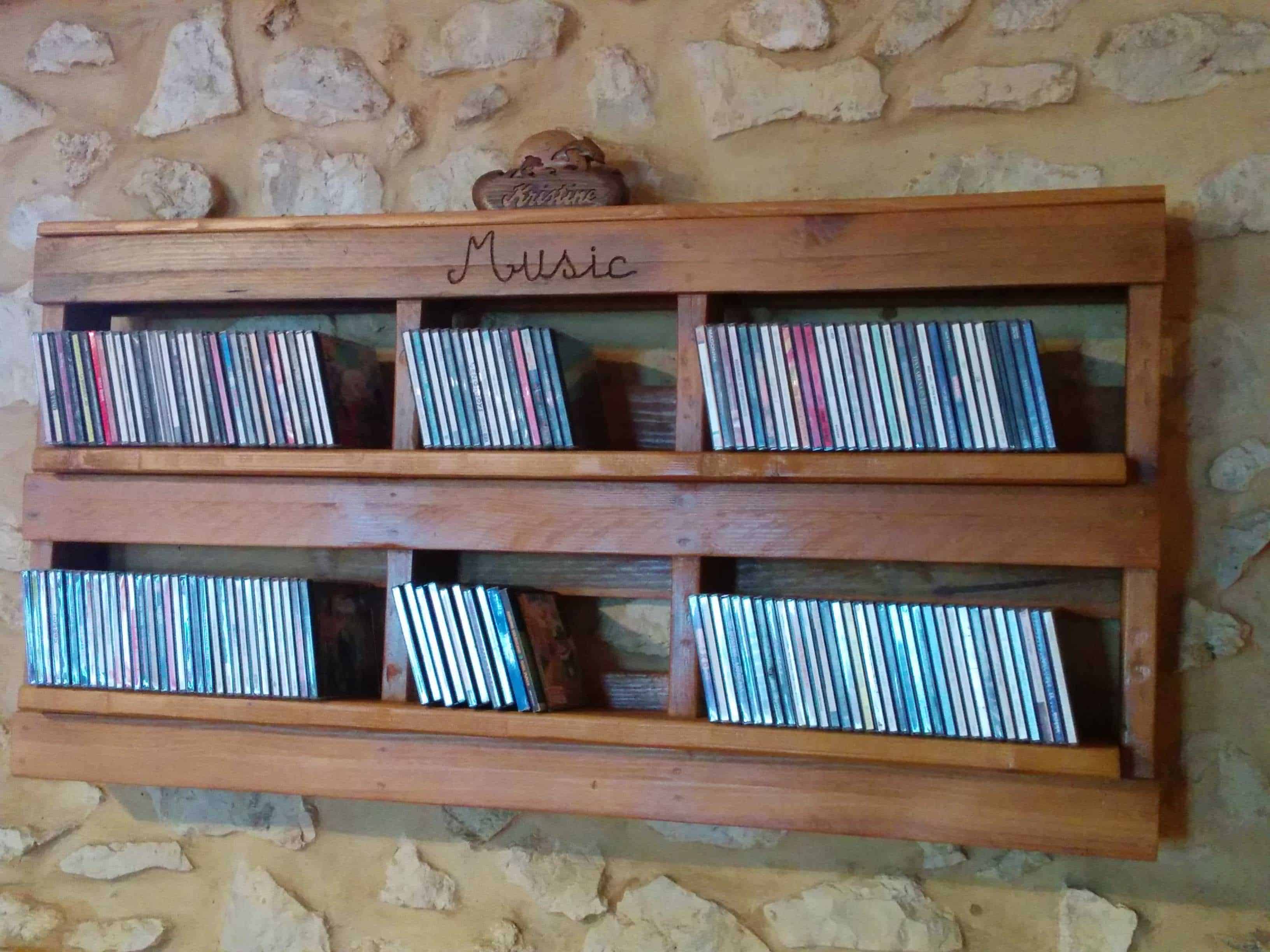 Pallet Cd Shelf • 1001 Pallets