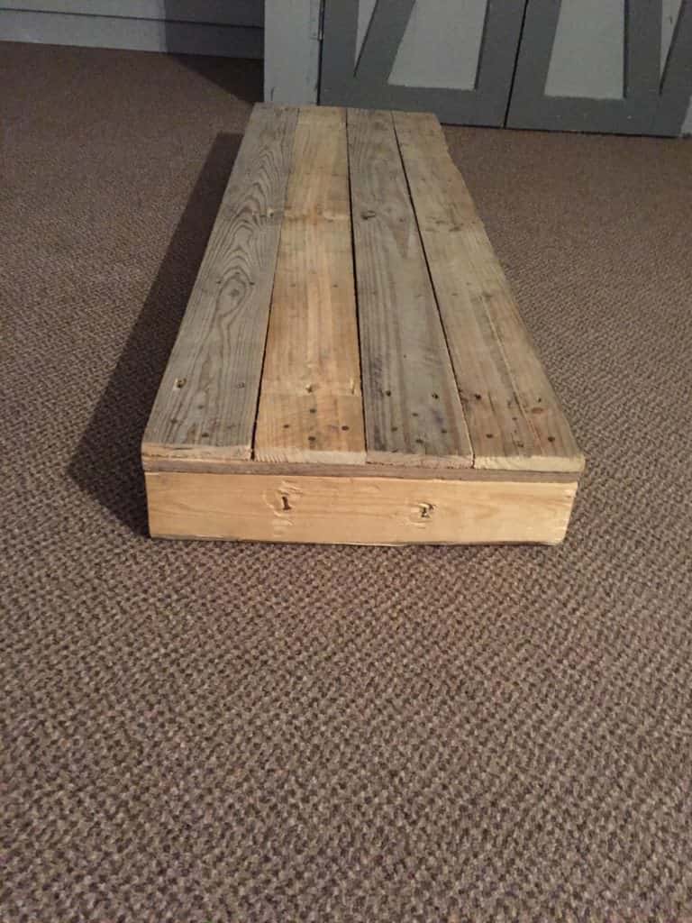 Pallet Ottoman Wrap • 1001 Pallets