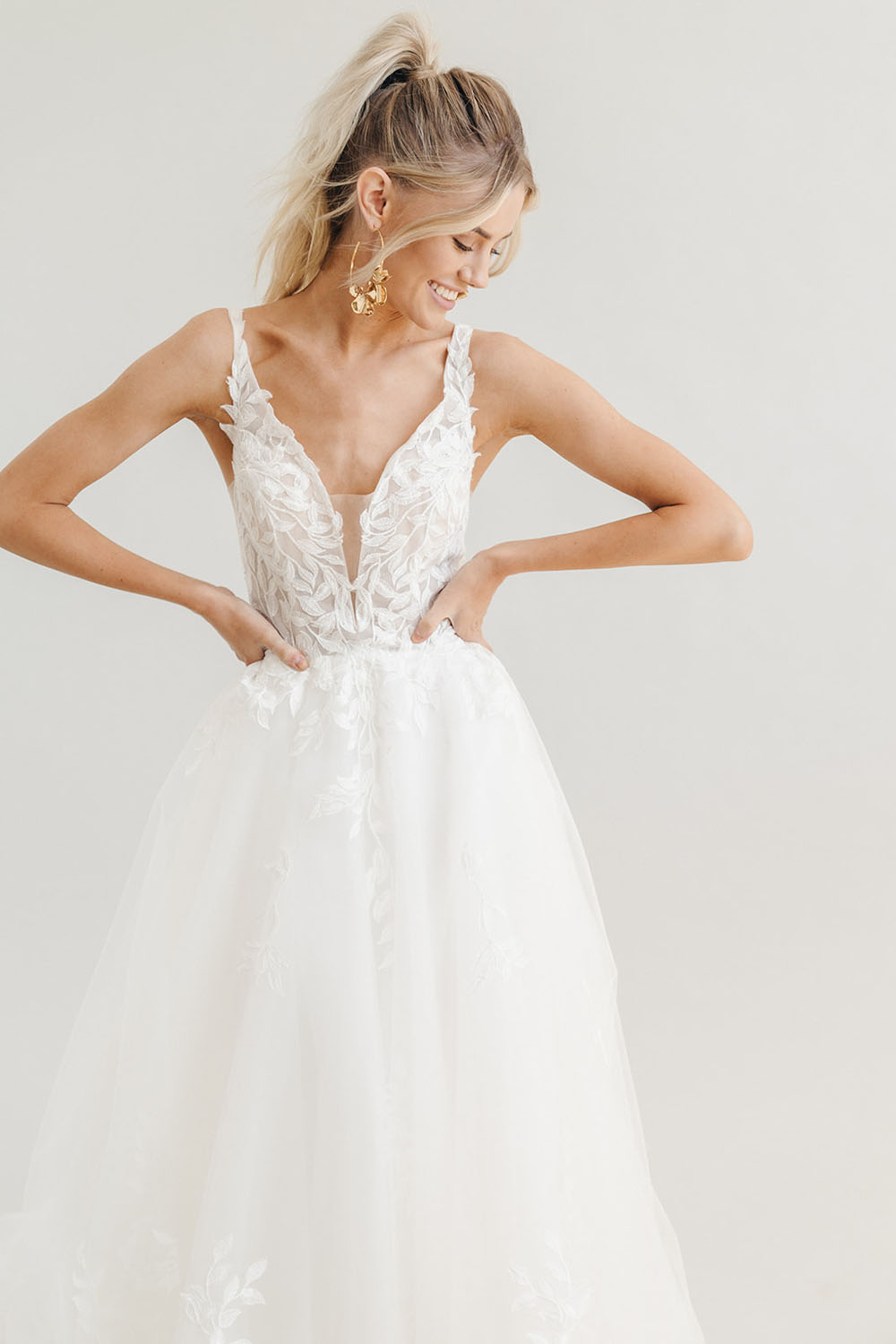 Kelly Faetanini wedding dresses 100 Layer Cake