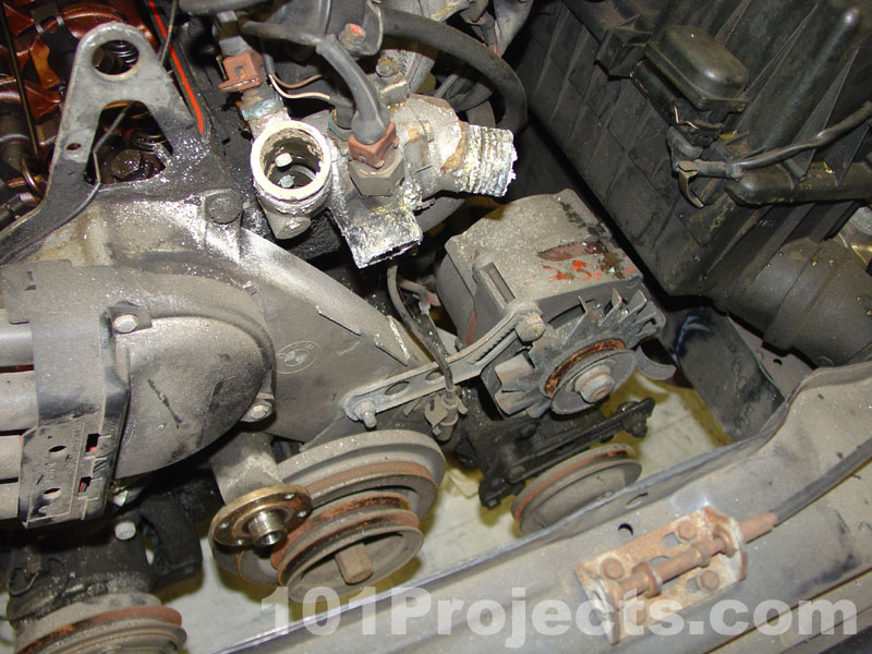 101 Projects for Your BMW 3 Series: Project 20: E30 Timing Belt
