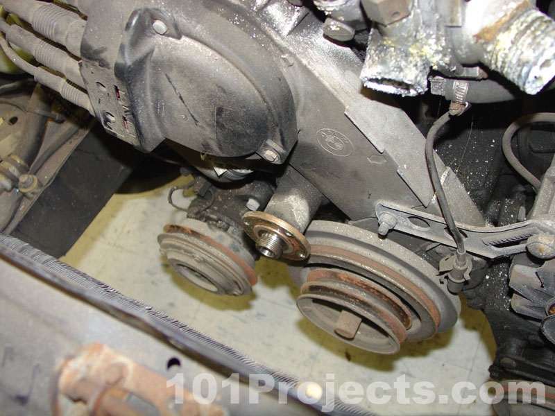 101 Projects for Your BMW 3 Series Project 20 E30 Timing Belt