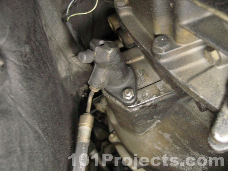 101 Projects for Your BMW 3 Series Project 45 Replacing the Clutch