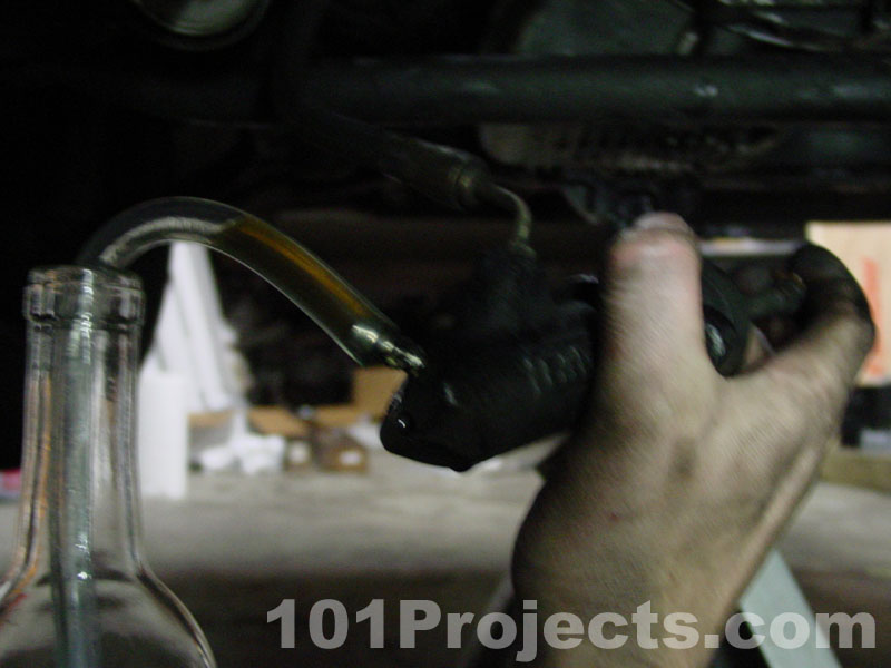101 Projects for Your BMW 3 Series Project 45 Replacing the Clutch
