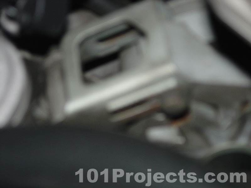 101 Projects for Your BMW 3 Series Project 89 Alternator Repl Photos