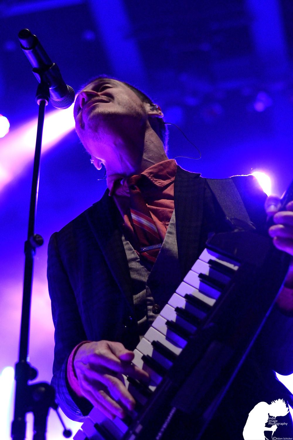 Mutemath 139584 139584 105.7 The Point