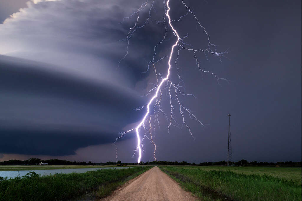 Tornadoes How Do Tornadoes Form?