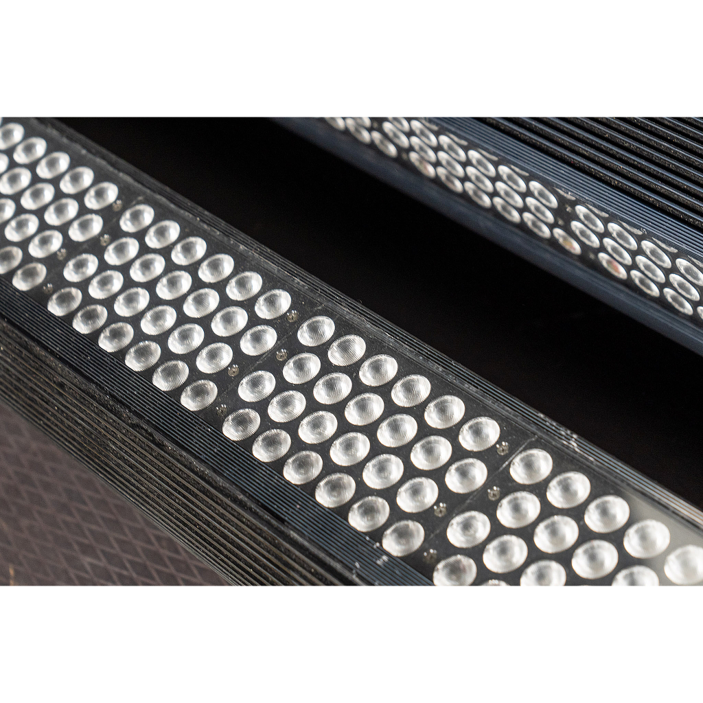 ChromaQ Color Force 72 LED Batten Mk1 Buy now from 10Kused