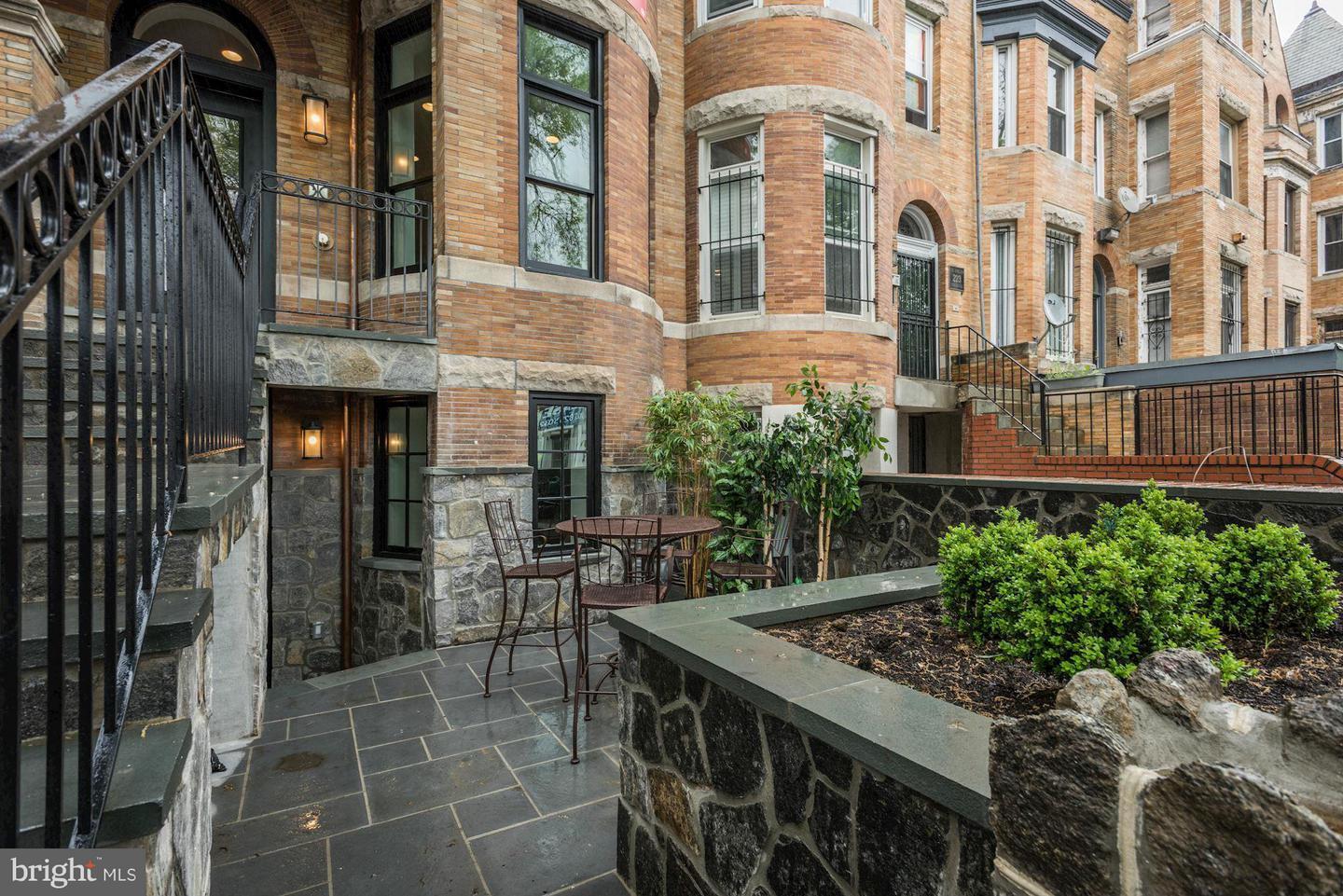 Bloomingdale Condos Ten Penny Homes