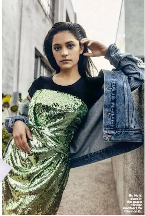 30 Hot And Sexy Photos Of Blu Hunt - 12thBlog