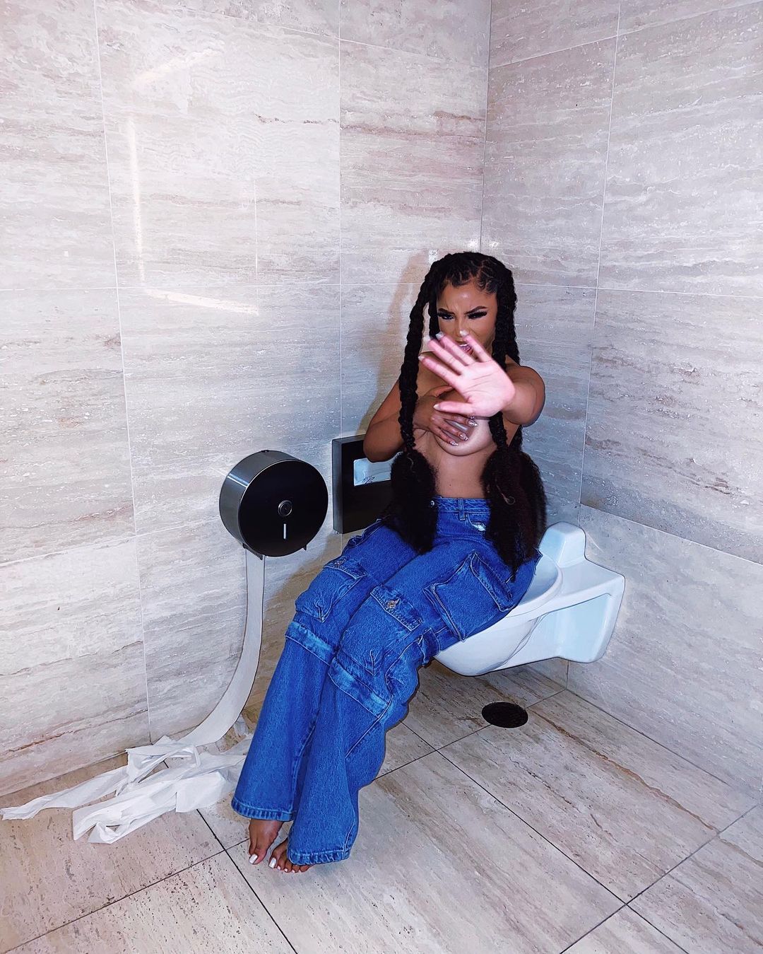 Chloe Bailey Topless Photos - 12thBlog