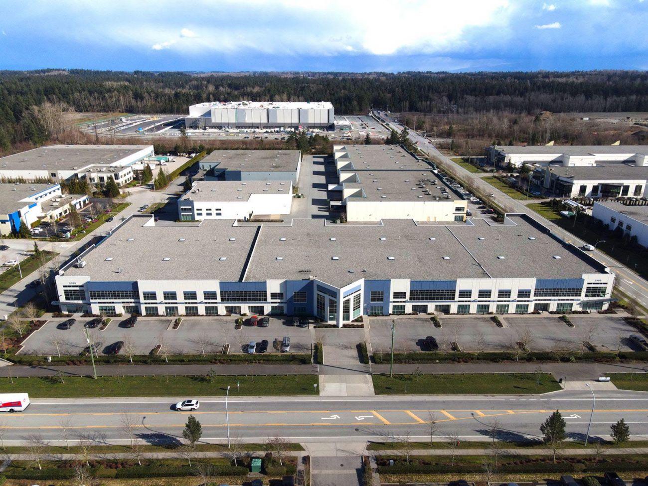 Flagship Surrey Warehouse Surrey, BC 18 Wheels Logistics