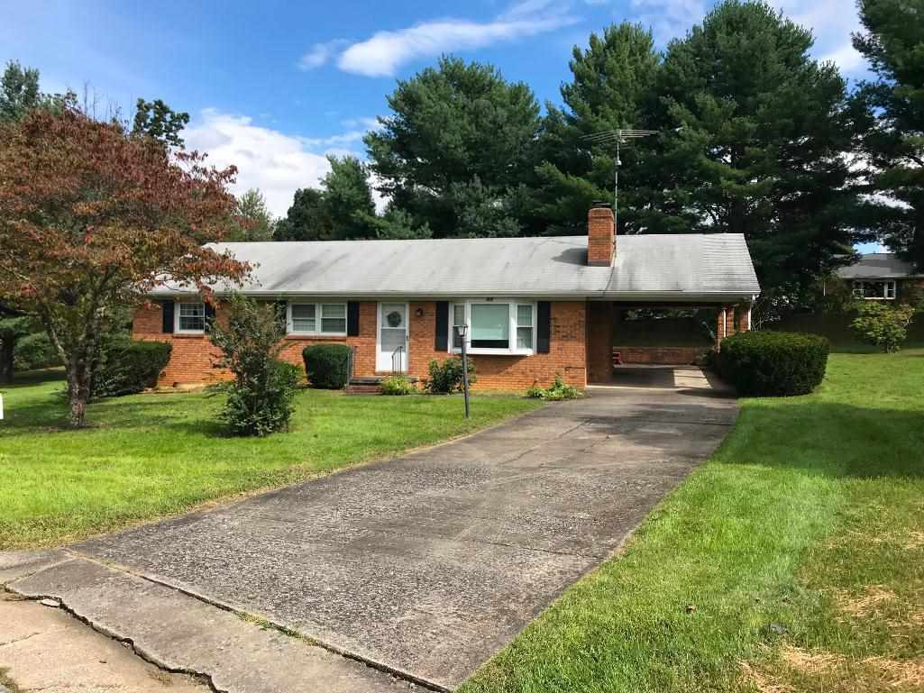 318 SUSSEX DR 1st Choice Real Estate