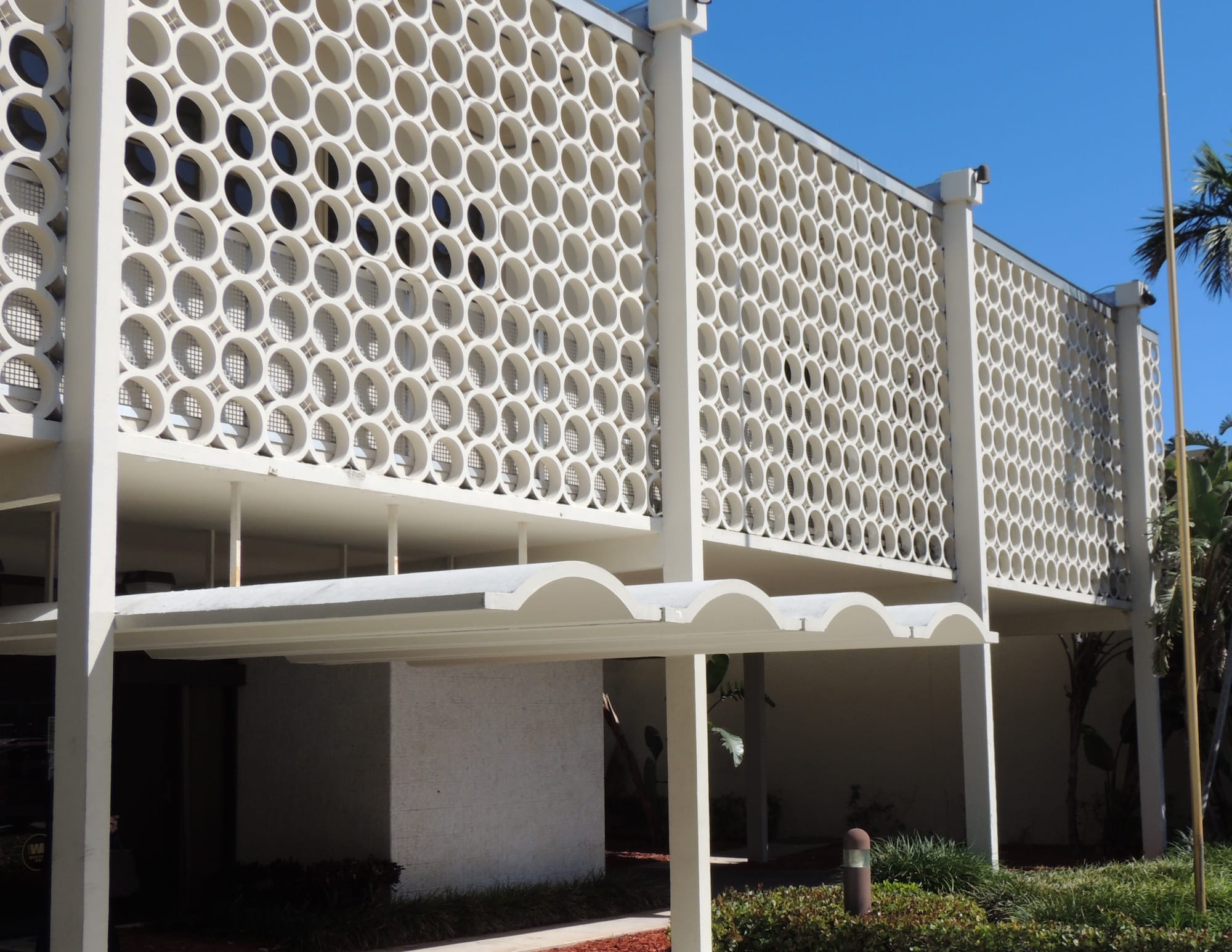 What Is ‘Miami Modern’ Architecture and Why Is It Worth Saving? The Study