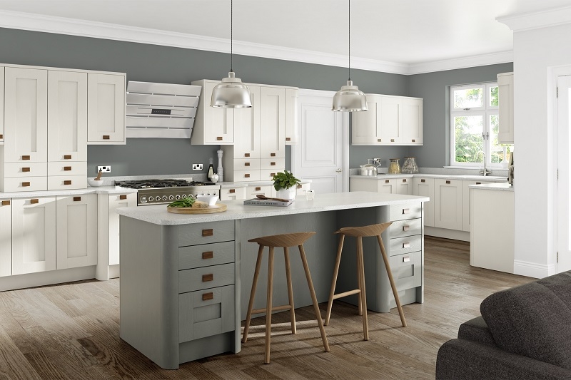 Ellis Furniture 2020