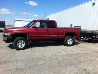 Sell used 1997 Dodge Ram 1500 5.9 Magnum in Fort Wayne, Indiana, United