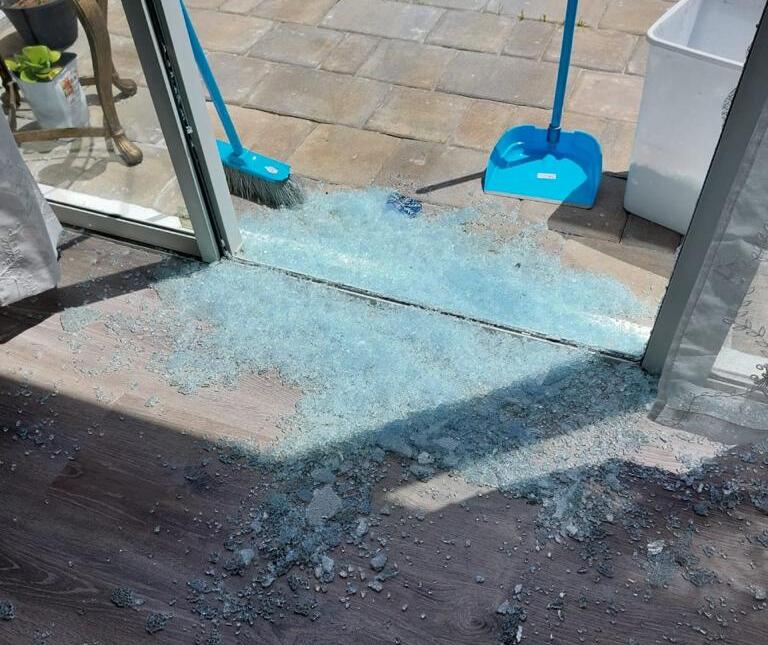 Sliding Door Broken Glass (877) 2999179 24hr Sliding Door Repair