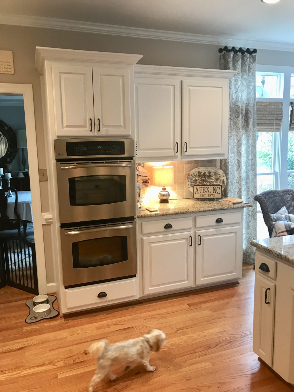 Incredible White Kitchen 2 Girls