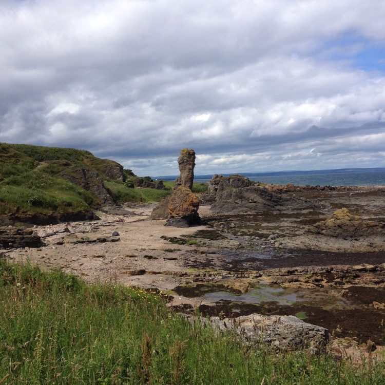 Fife Coastal Path Kingsbarns to St Andrews Sandcastle Cottage