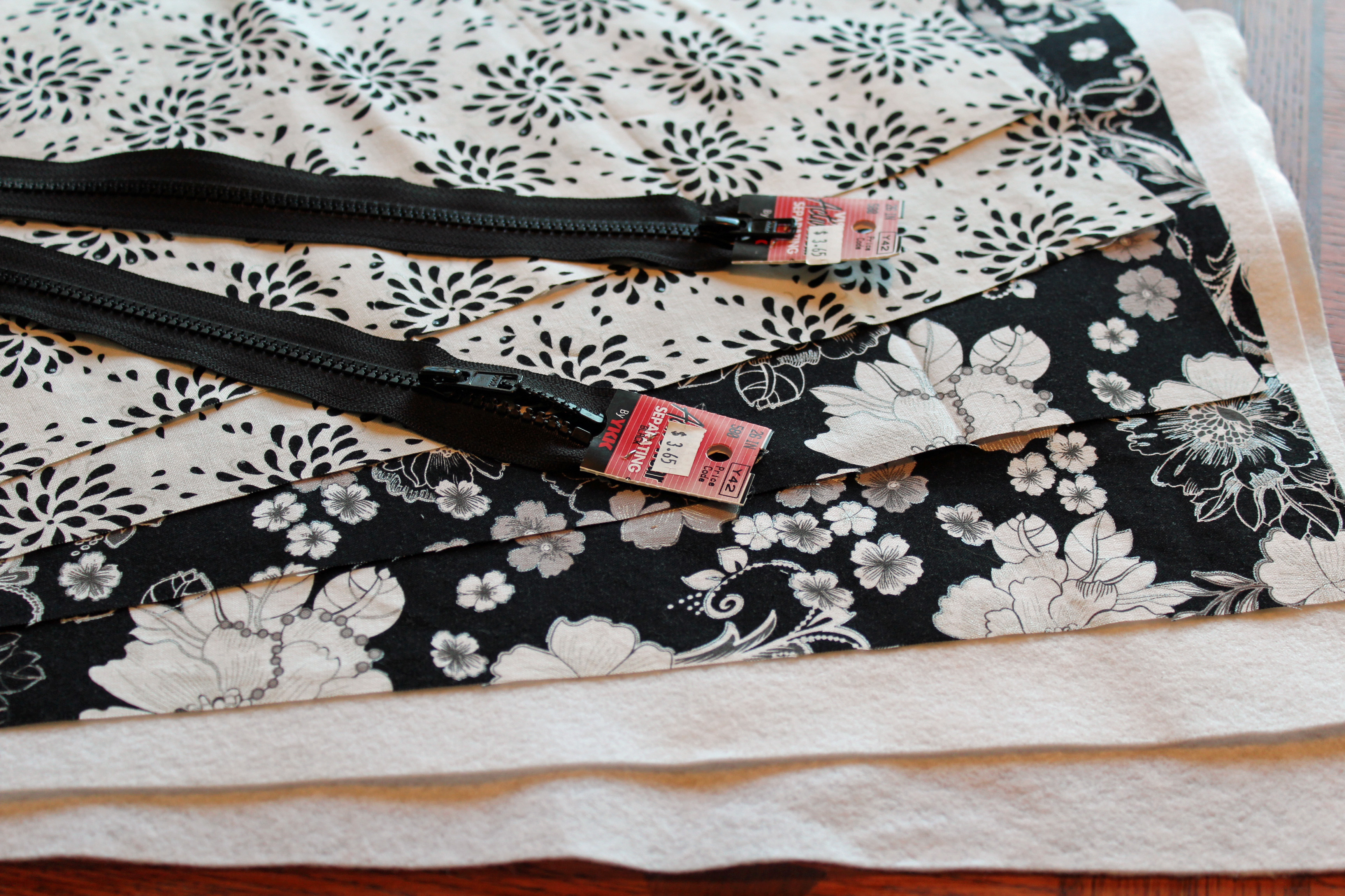 Inspired by Fabric Garment Bag Tutorial and Giveaway!