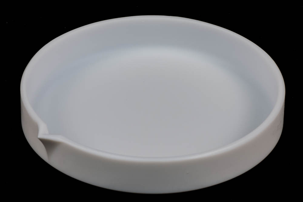 SPI Supplies Brand PTFE Evaporating Dish for Laboratory Use With Spout