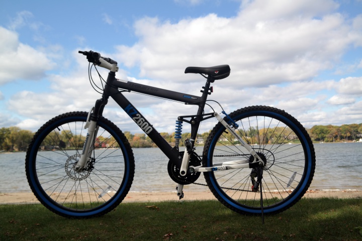 The Best Mountain Bike Under 200 is the Kent Thruster KZ2600