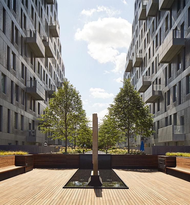 Apartment Building on Williamsburg’s Waterfront 325 Kent