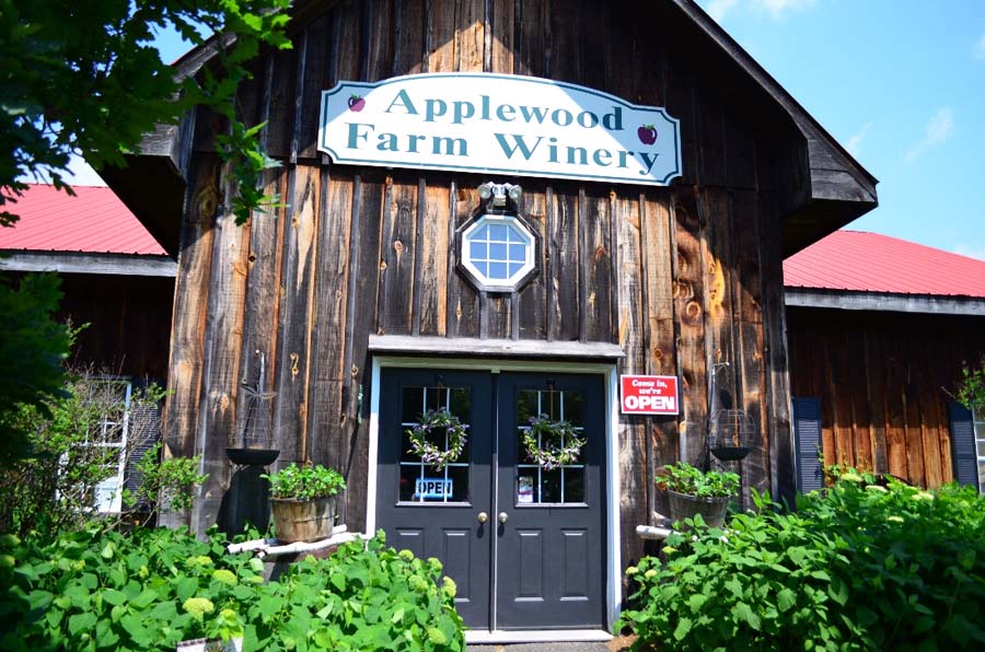 [玩] Applewood Farm Winery 35easy.ca