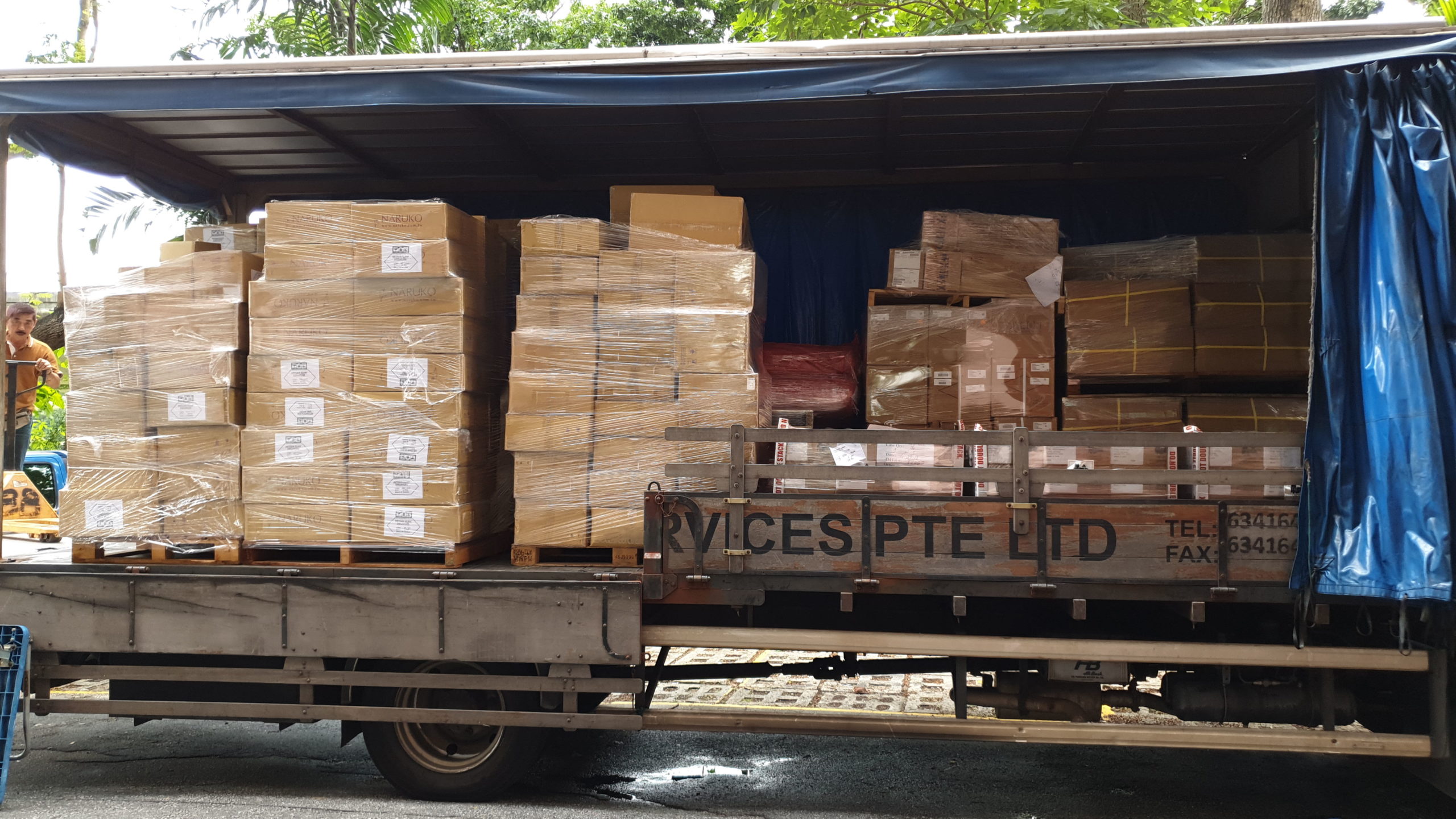 Loose Container Load 3B Express Logistics