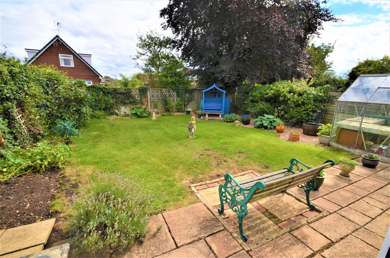 Alliss Road, Branton, Doncaster, DN3 3NT 3keys 3keys