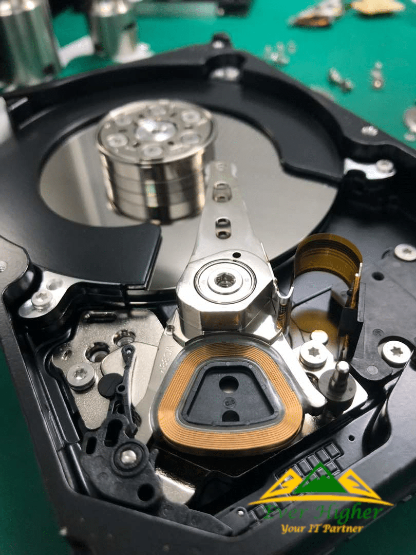 Seagate Hard Disk Recovery Service • 1 Data Recovery Service & Data