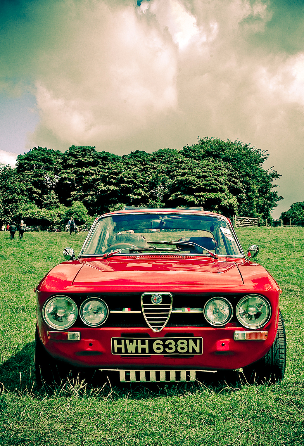 Alfa Romeo Style Wallpaper for iPhone X, 8, 7, 6 Free Download on