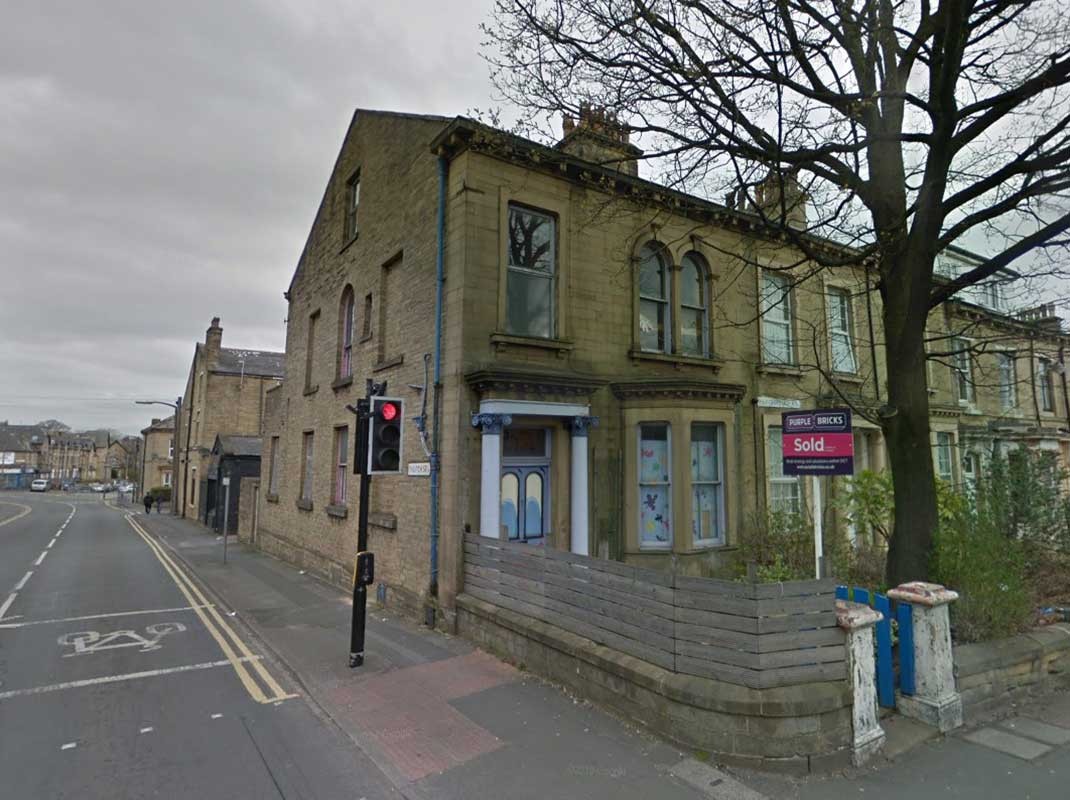 Change of use to 9 bedroom HMO, two rear dormers, Bradford