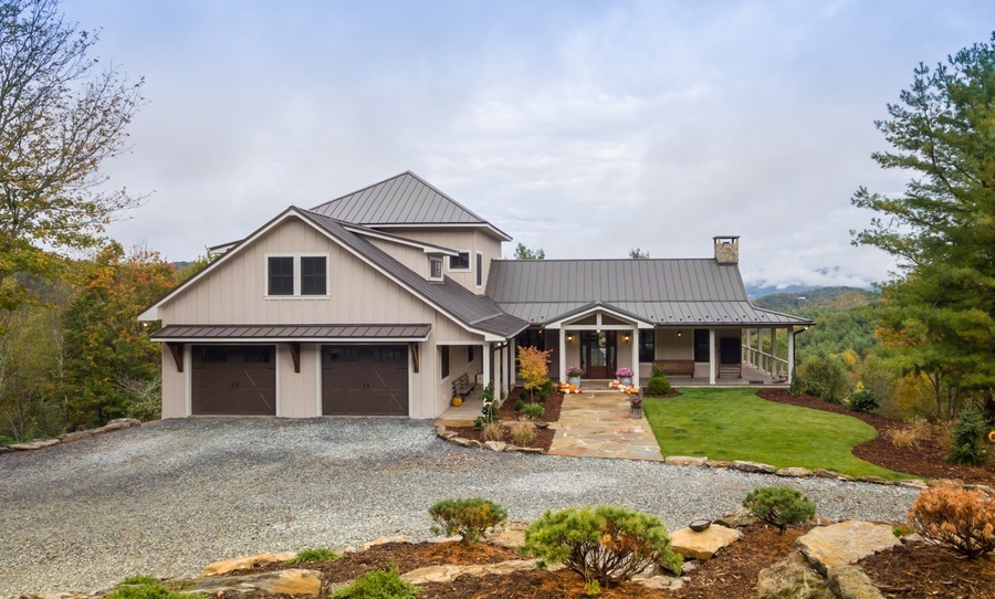 Exterior Residential Home Construction, Western NC