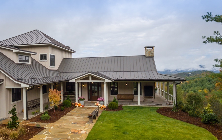 Exterior Residential Home Construction, Western NC