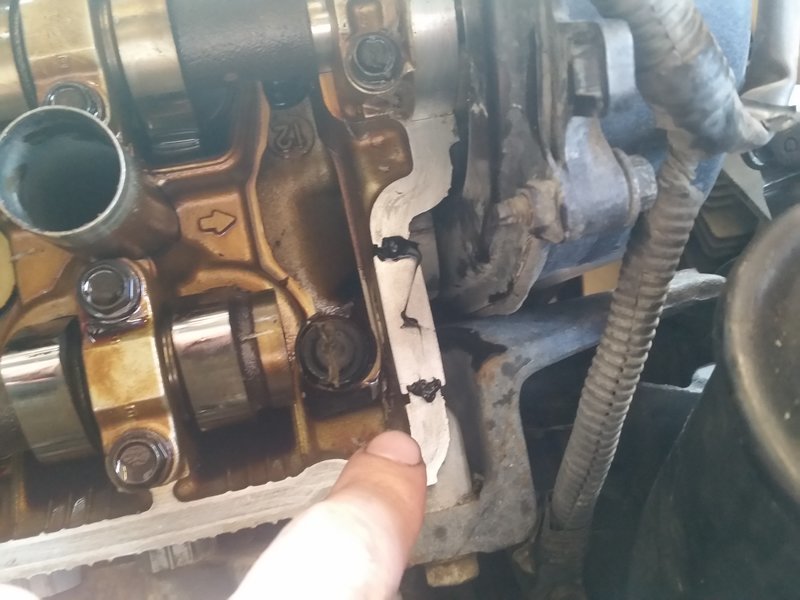1st gen 3rd gen 4runner swapping out valve cover gaskets
